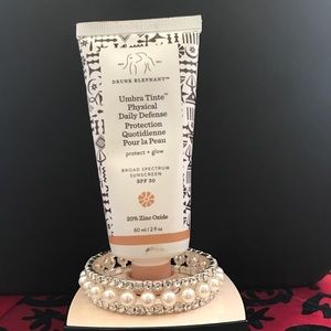 Drunk elephant Sunscreen spf30